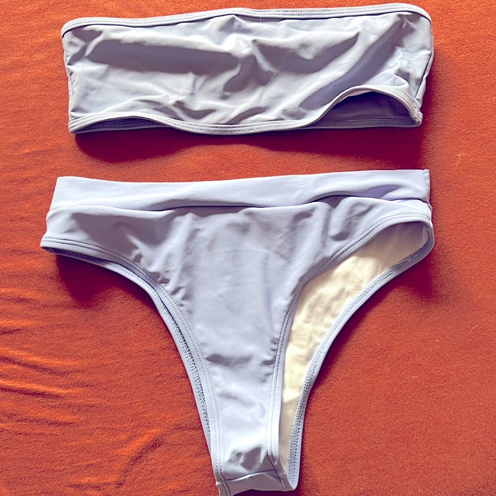 Aurelle two piece swimsuit. Purple, strapless. Has removable pads.